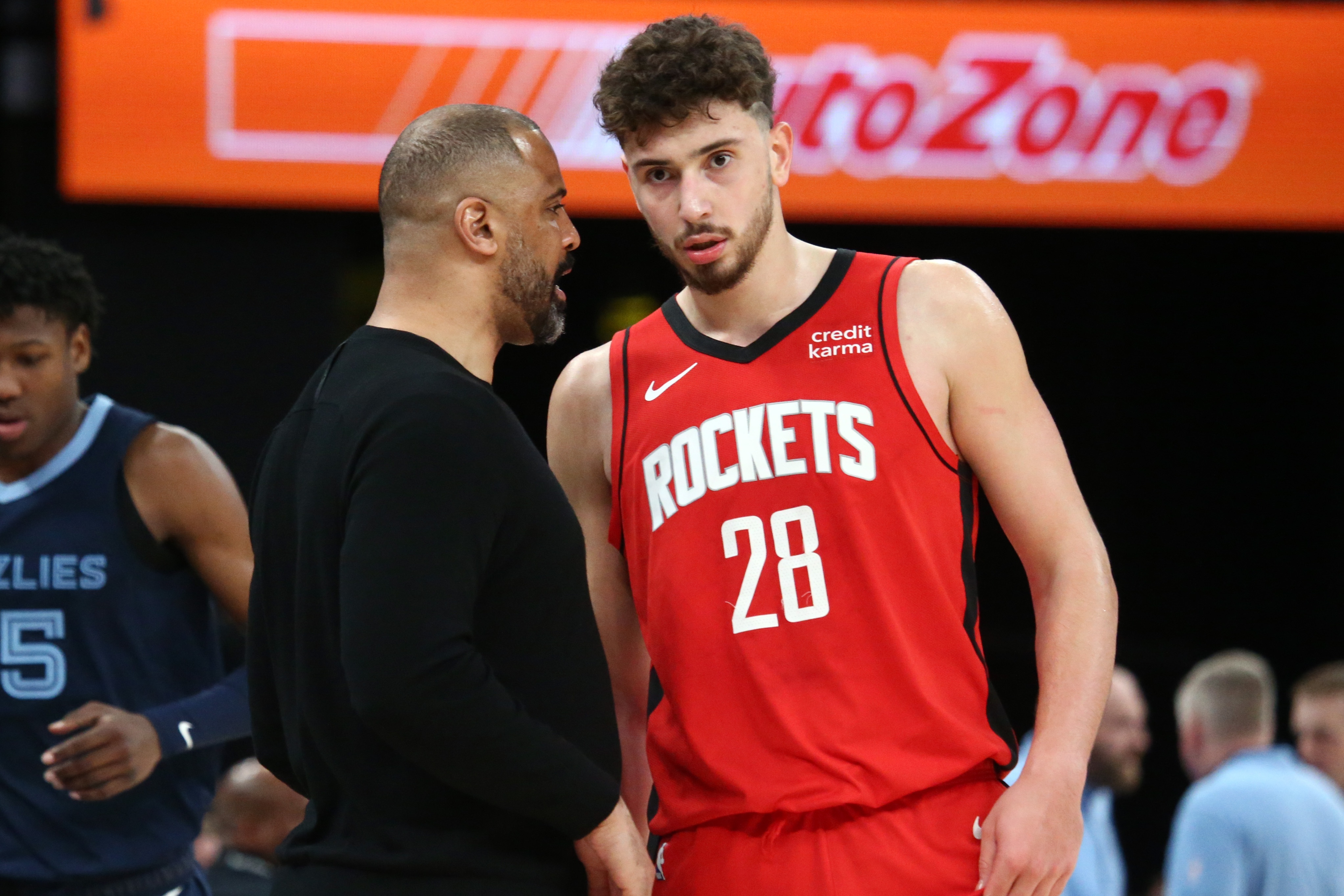 乌度卡评价申京欧锦赛表现全面 防守能力显著提升