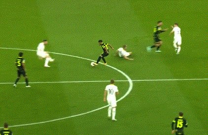 1666819908075021412.gif